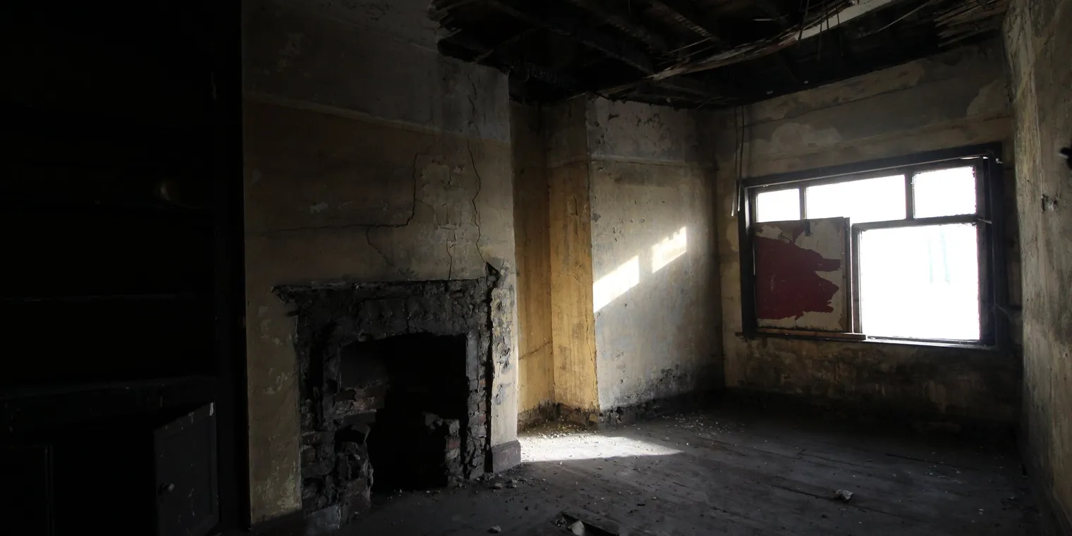 Urbex Photography: The Crescent Pub
